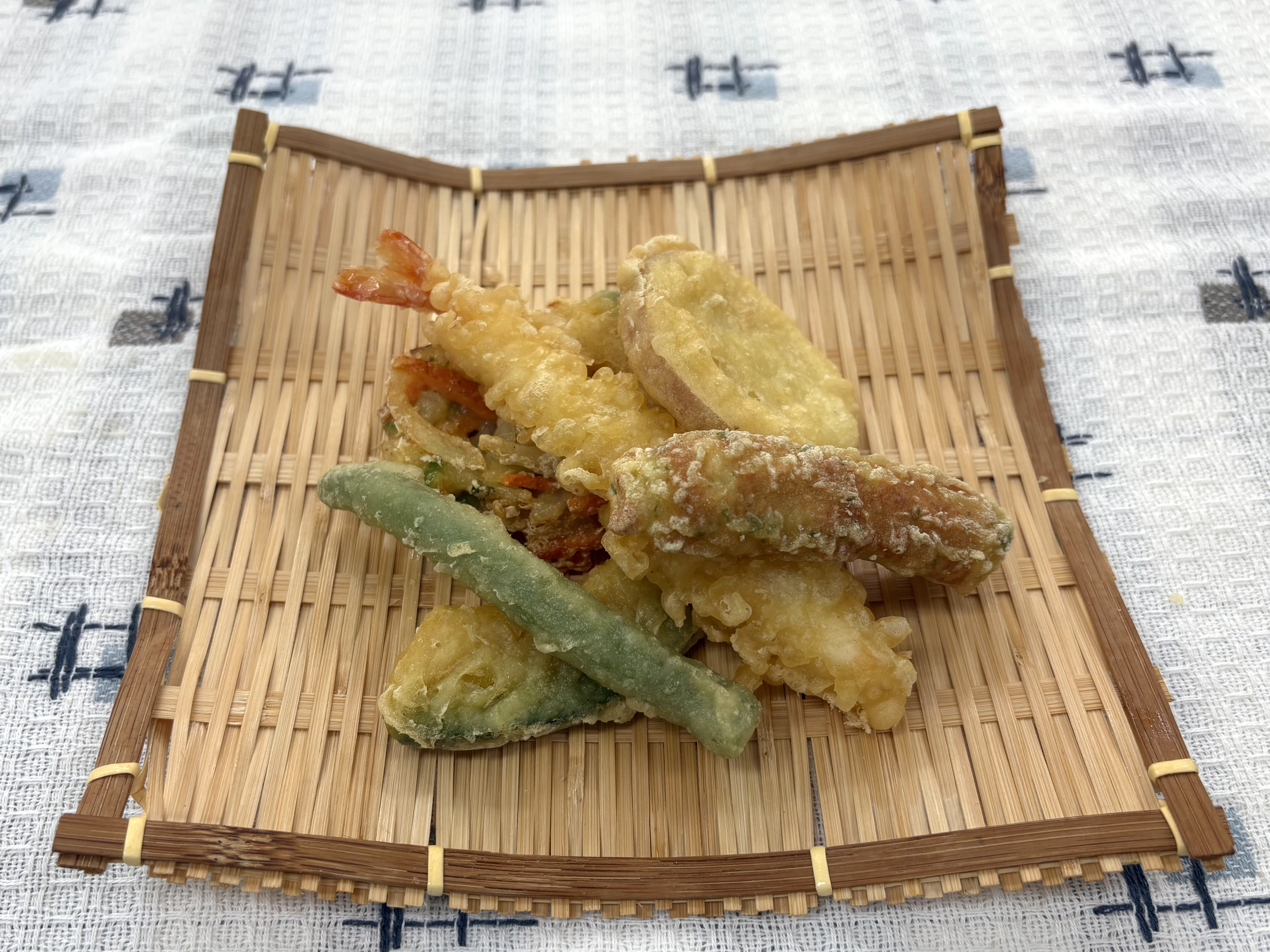 天丼セット6種　かき揚・竹輪・海老・南瓜・さつま芋・いんげん