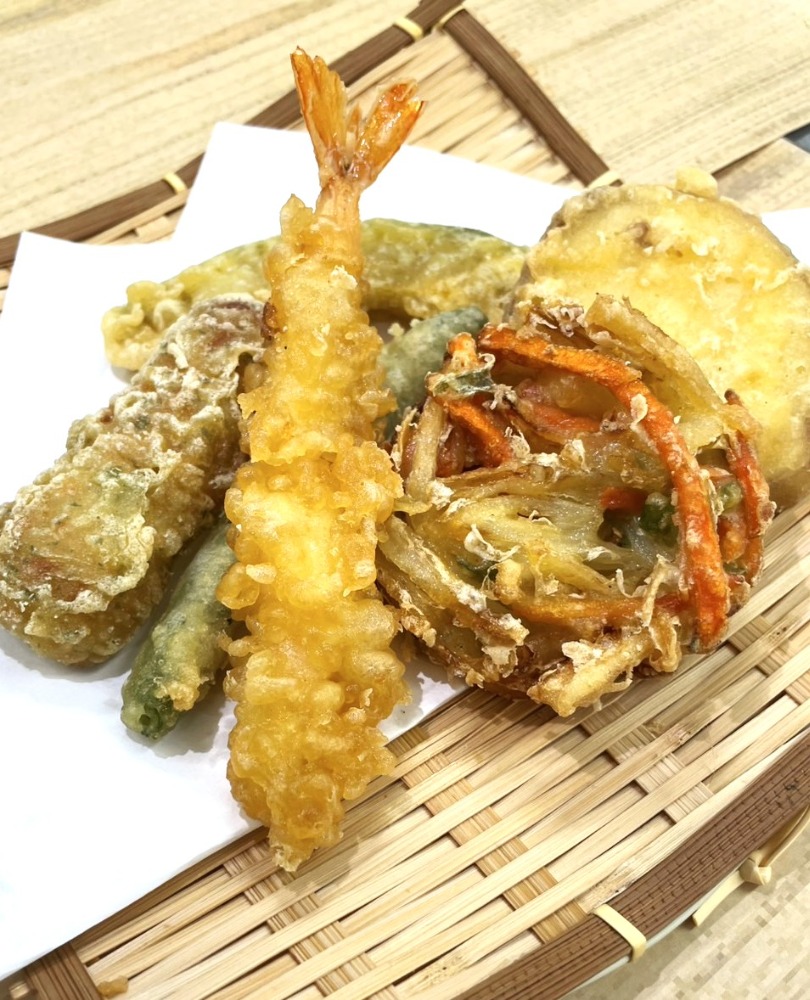 天丼セット6種　かき揚・竹輪・海老・南瓜・さつま芋・いんげん