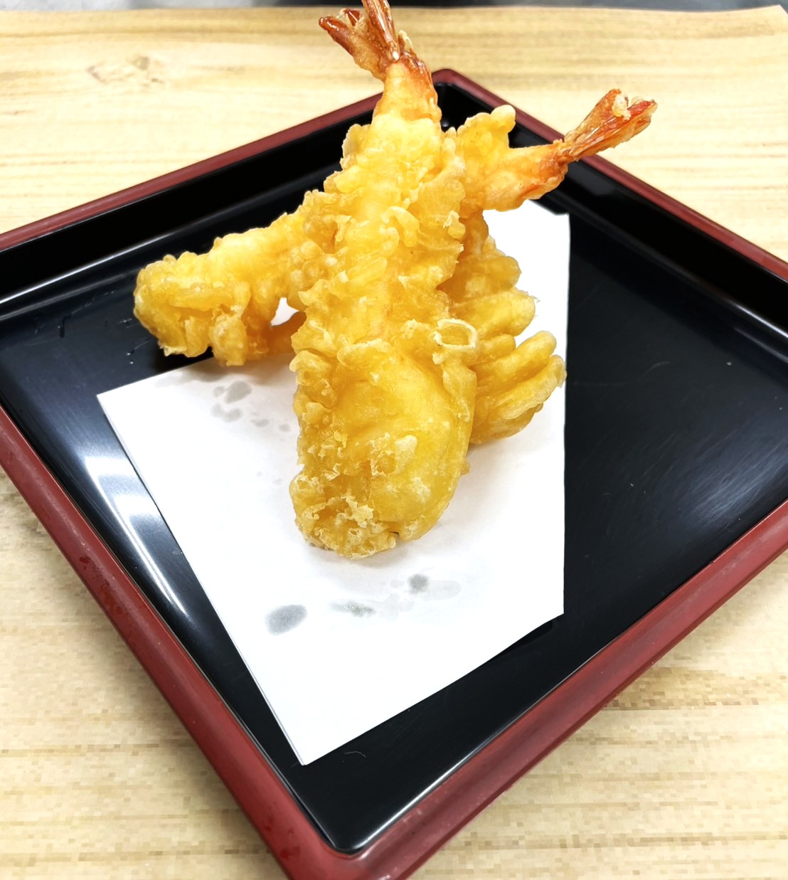 エビ天ぷら　バナメイ　26/30(半油調/国内製造)　30ｇ