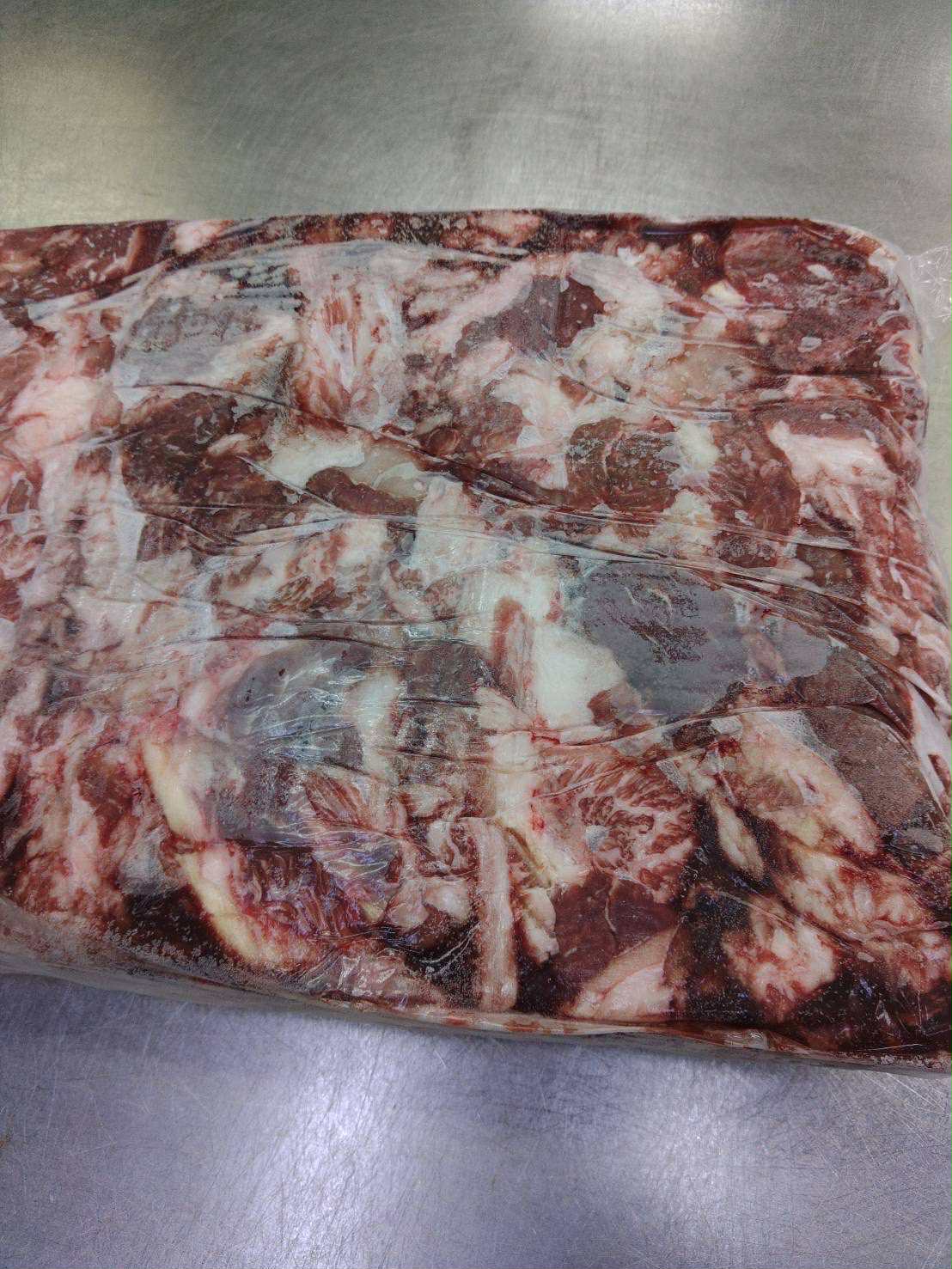 北海道産牛スジ（ホルス未経産/メス・去勢）キリダシ　10ｋｇ