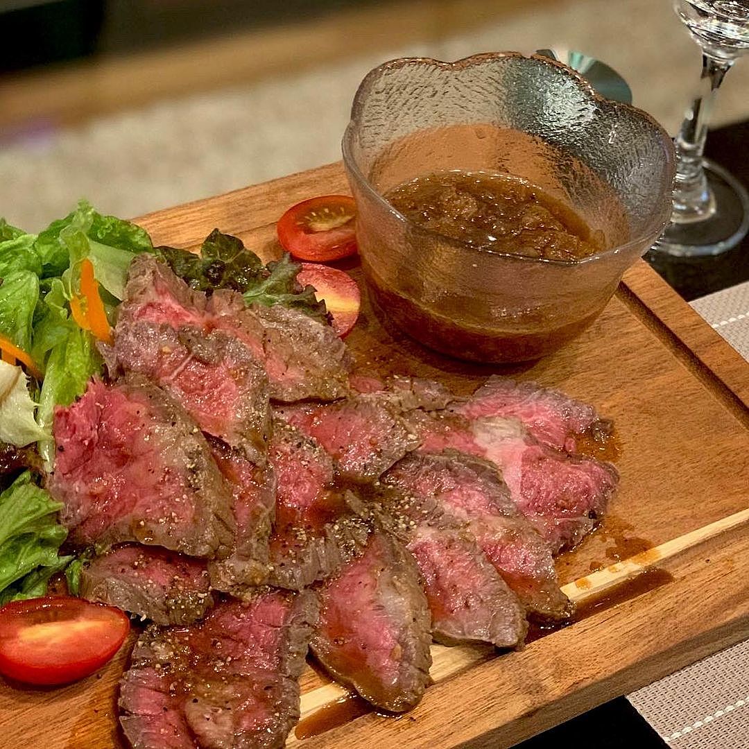 ローストビーフ（もも）　S　小ブロック