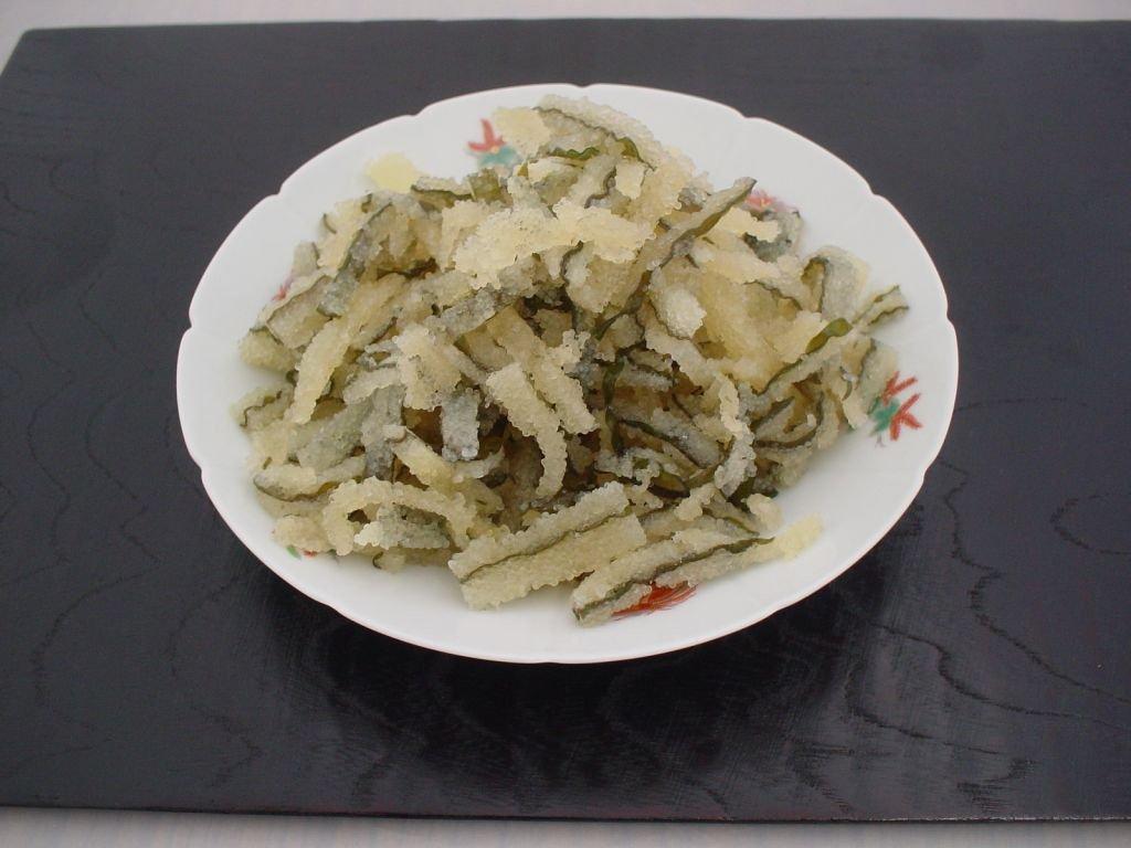 【送料無料】塩水漬子持昆布　細切　500ｇ