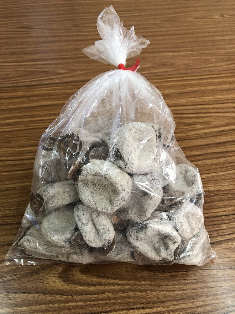 山形県産　弥右ヱ門の干し柿（庄内柿・種無し）1ｋｇ（約30個）