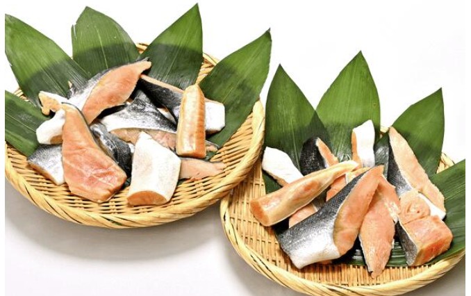 三陸産銀鮭寒風干し切り落とし　500g